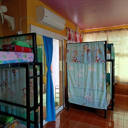 Ruengsrisiri Guesthouse Szukhothaj Kültér fotó