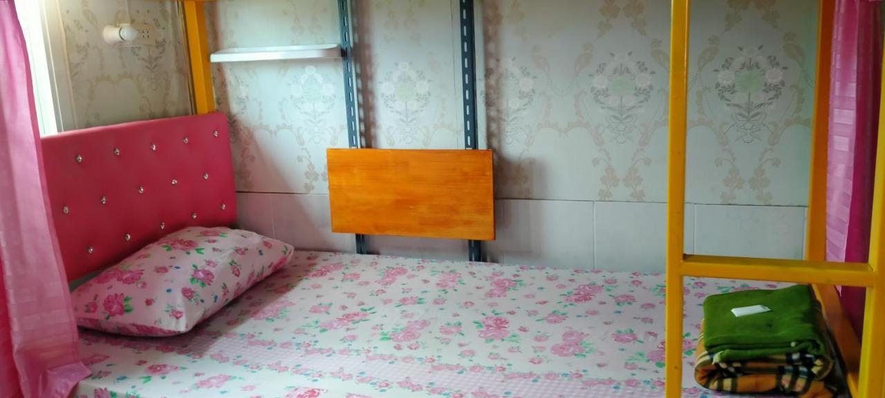 Ruengsrisiri Guesthouse Szukhothaj Kültér fotó