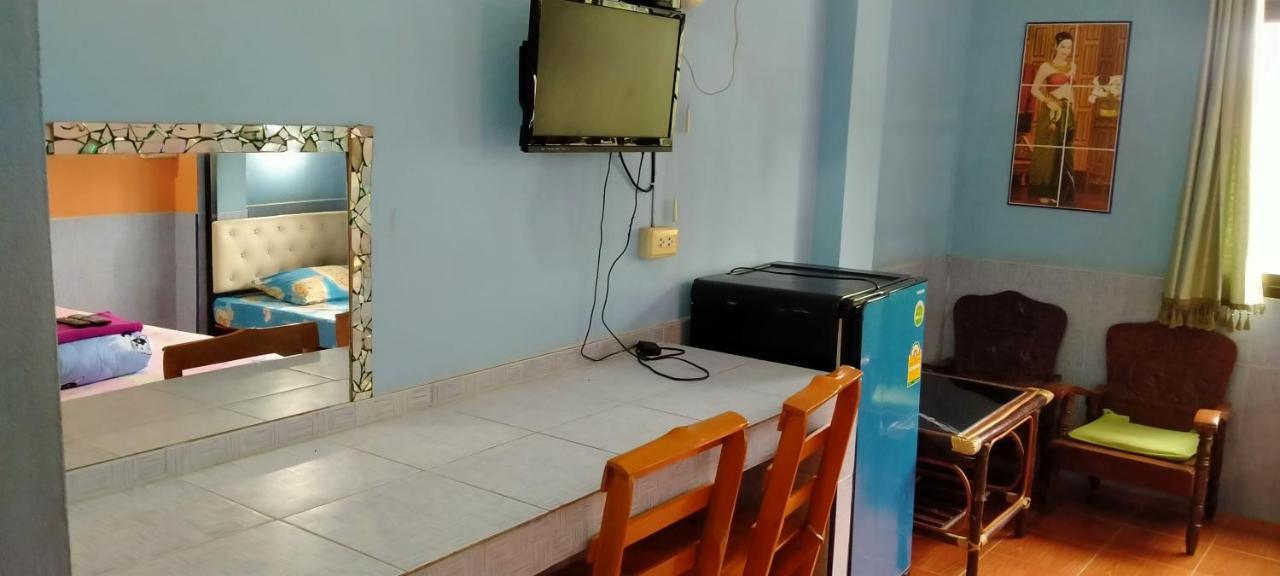 Ruengsrisiri Guesthouse Szukhothaj Kültér fotó