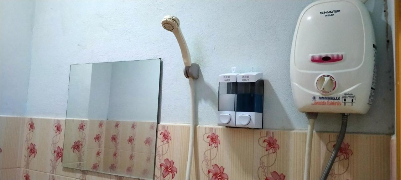 Ruengsrisiri Guesthouse Szukhothaj Kültér fotó