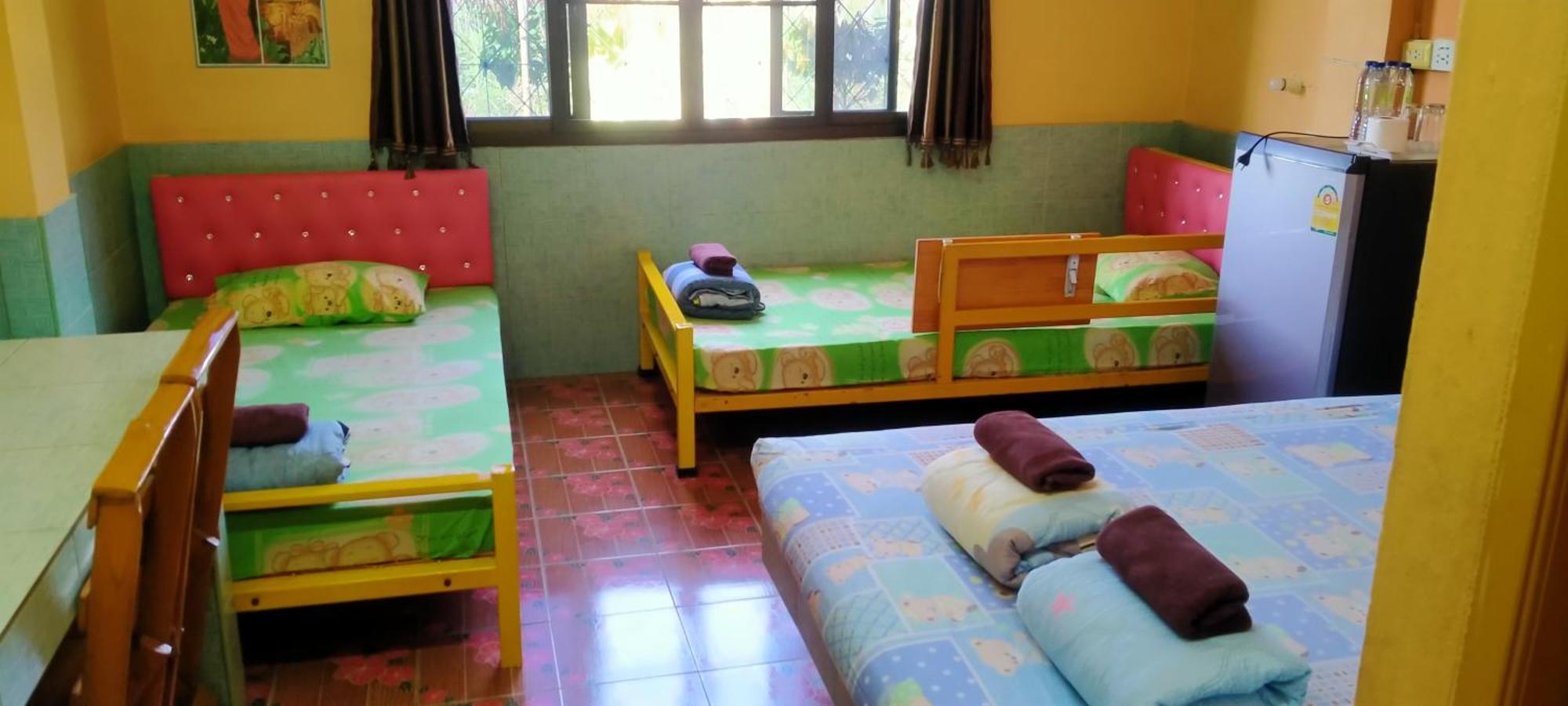 Ruengsrisiri Guesthouse Szukhothaj Kültér fotó