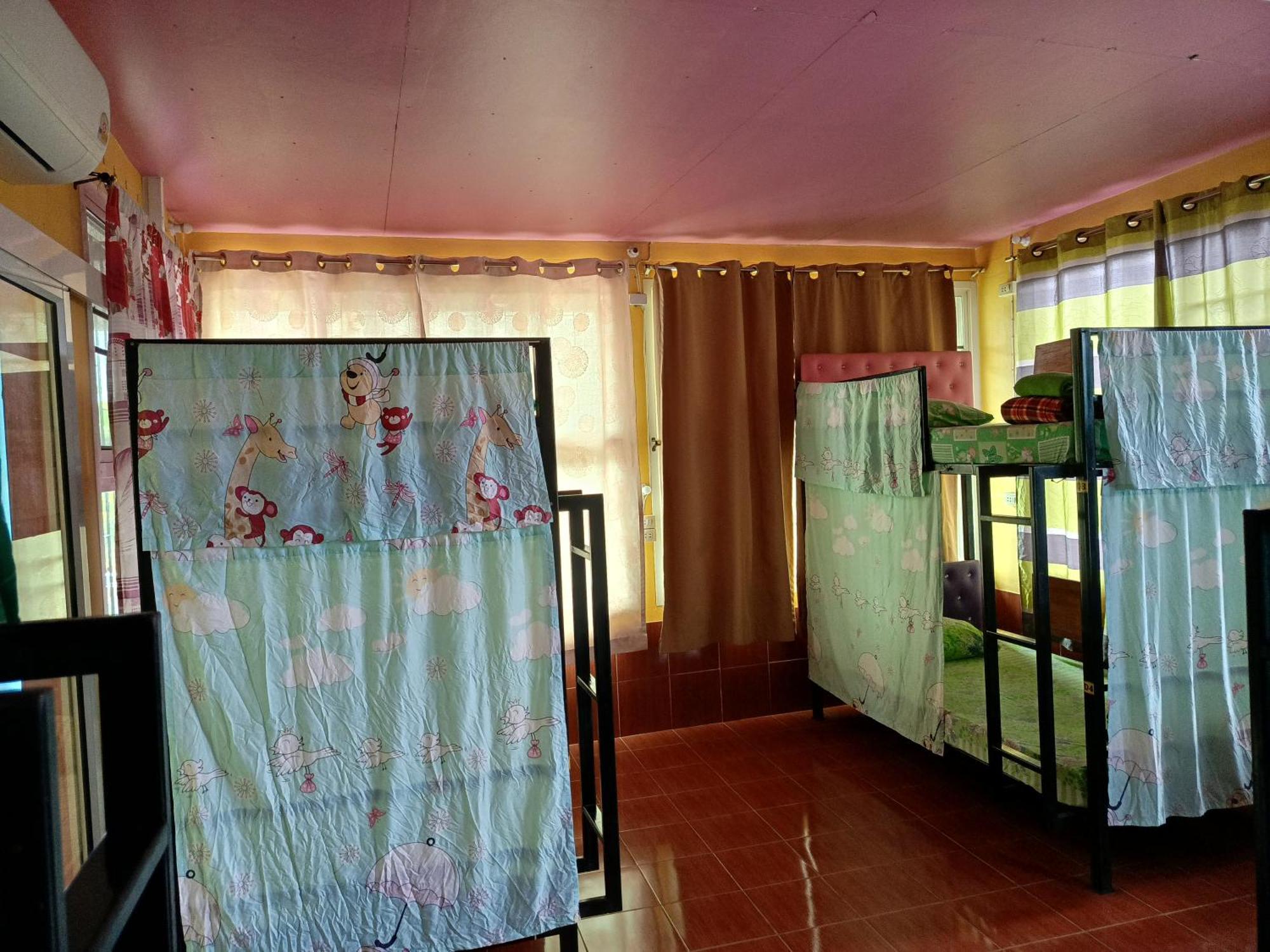Ruengsrisiri Guesthouse Szukhothaj Kültér fotó