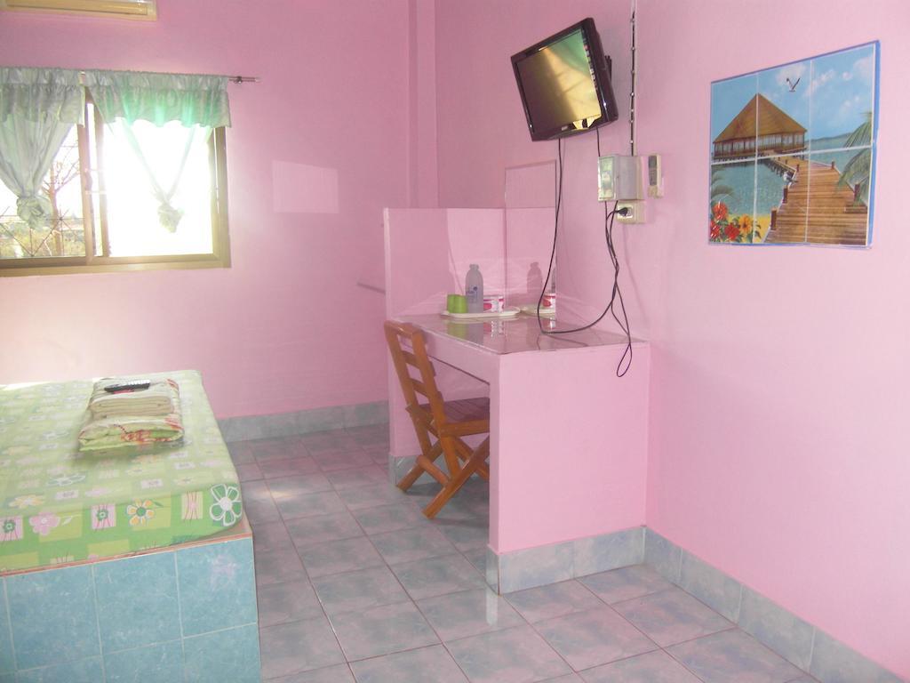 Ruengsrisiri Guesthouse Szukhothaj Szoba fotó